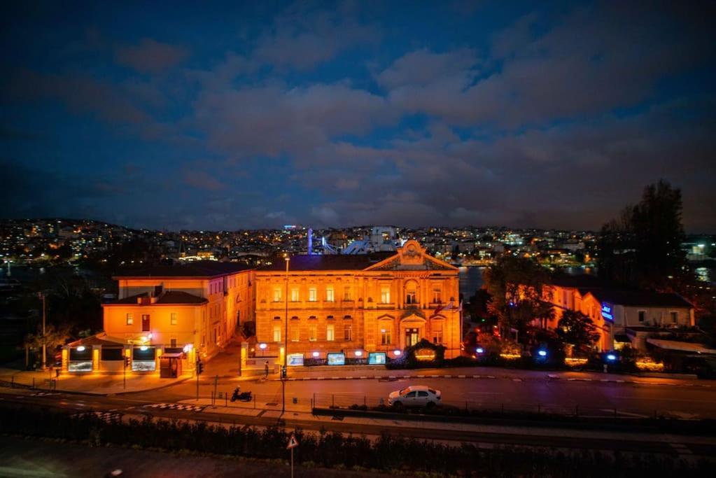 Apartament Waterfront By The Tram - Terrace With Dome & Golden Horn View In Fatih Istanbul
