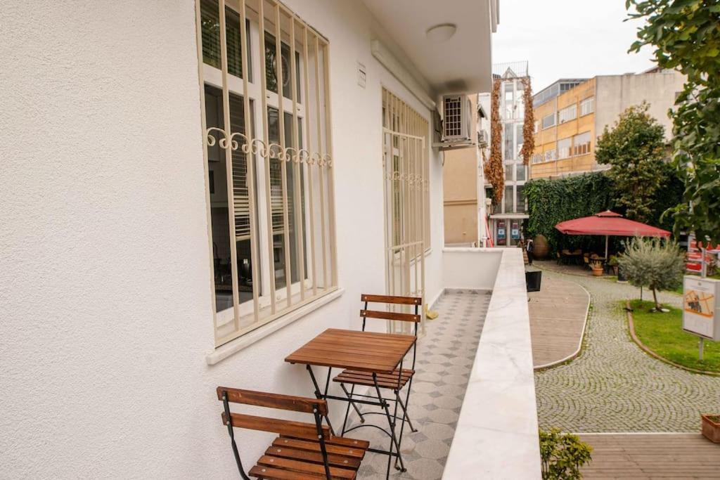 Apartament Waterfront By The Tram - Terrace With Dome & Golden Horn View In Fatih Istanbul