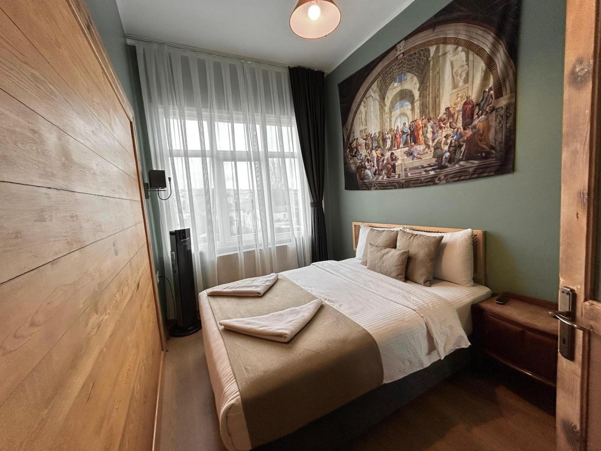 Apartament Waterfront By The Tram - Terrace With Dome & Golden Horn View In Fatih Istanbul