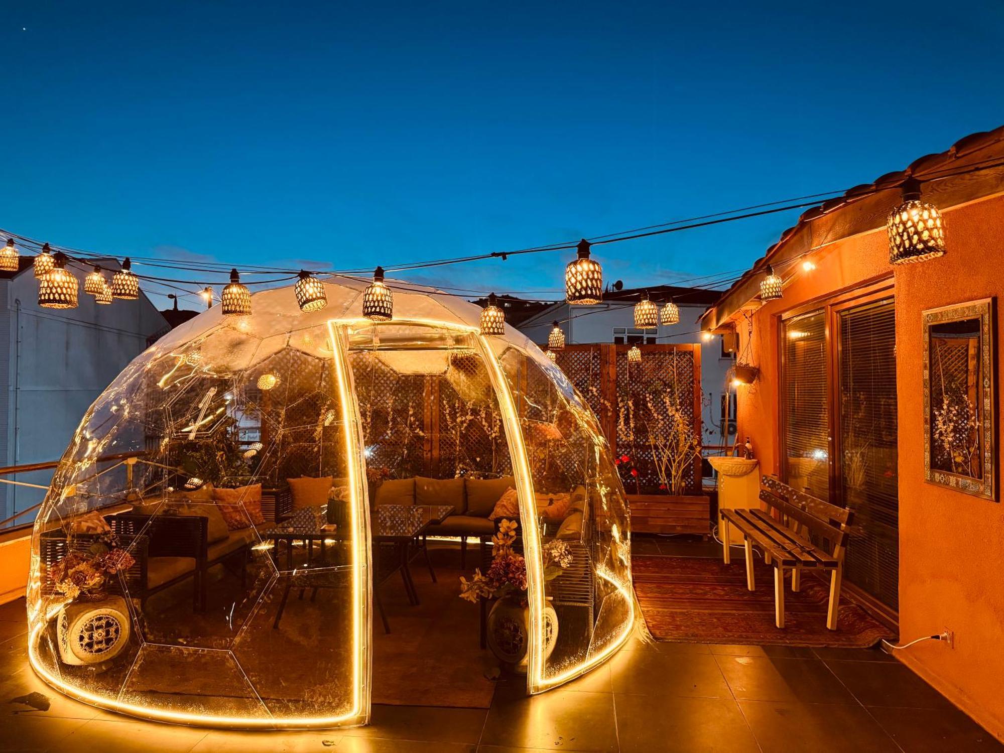 Waterfront By The Tram - Terrace With Dome & Golden Horn View In Fatih Apartament