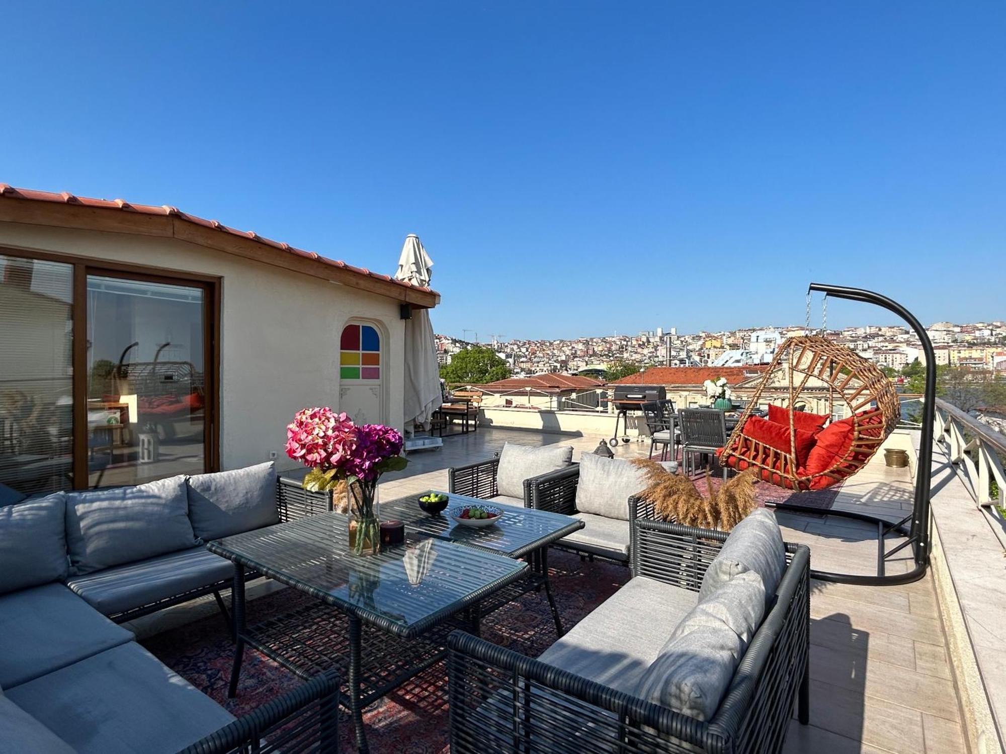Apartament Waterfront By The Tram - Terrace With Dome & Golden Horn View In Fatih *