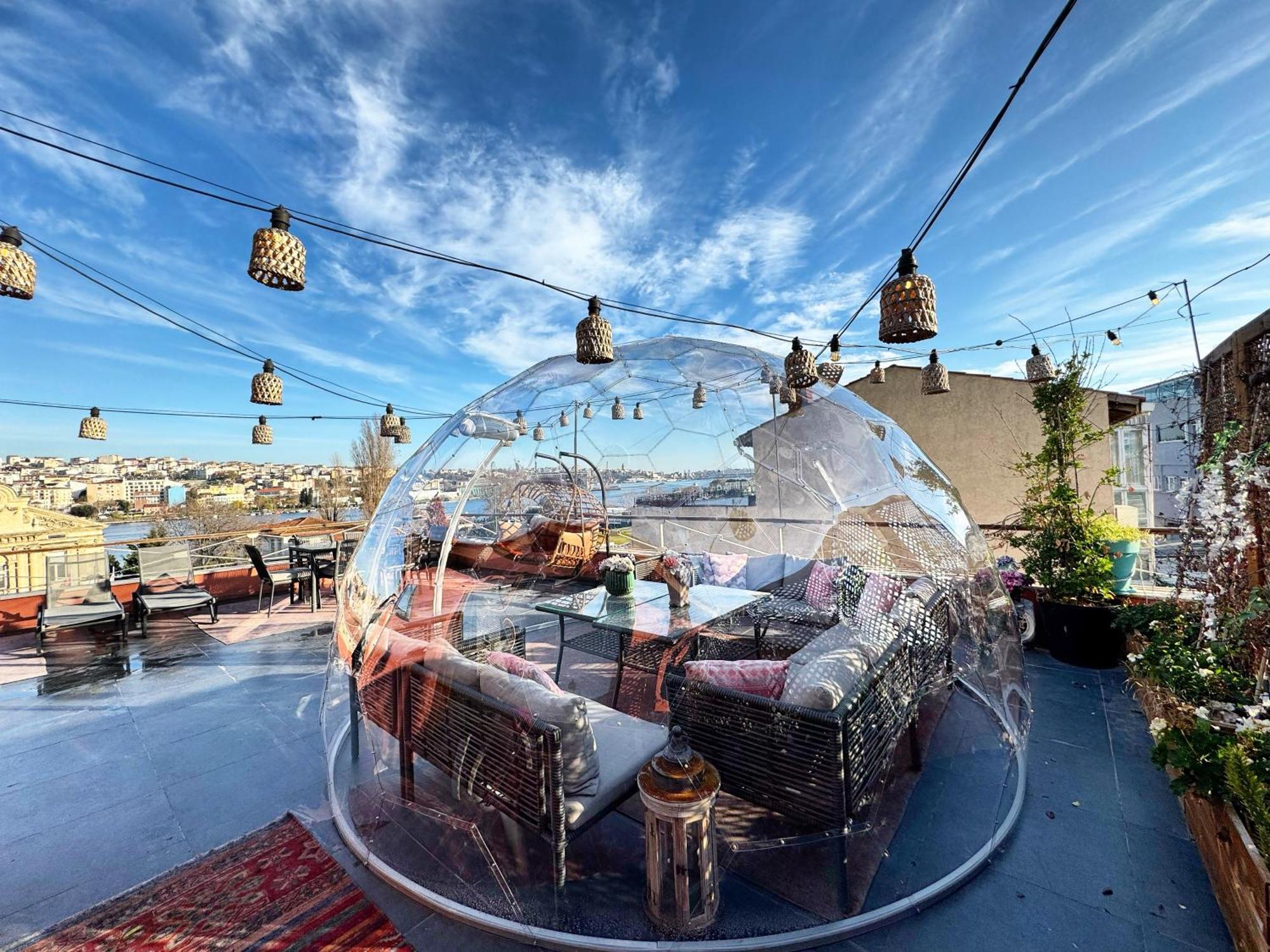 Waterfront By The Tram - Terrace With Dome & Golden Horn View In Fatih * Istanboel